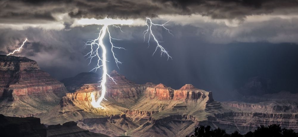 Image of lightning striking the Grand Canyon